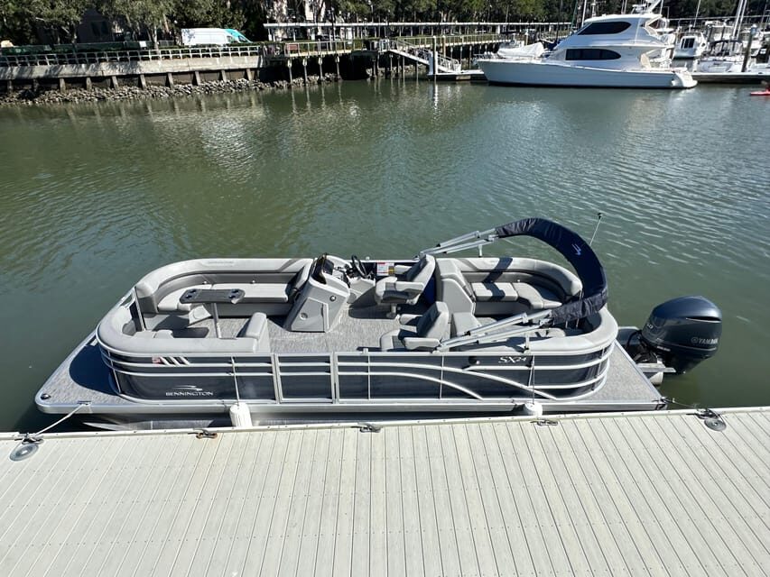 2 Hour Private 24 ft. Luxury Pontoon Hilton Head Boat Rental - Who Is This Experience Best For?
