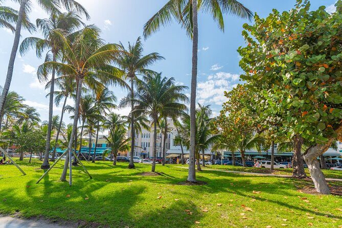 2 Hours Private Walking Tour in Miami Beach - The Sum Up