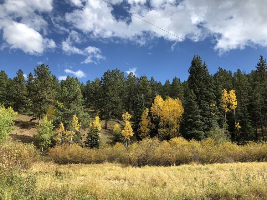 3 hour Hiking Adventure thru the Front Range of the Rockies - A Deep Dive into the 3-Hour Rockies Hiking Tour