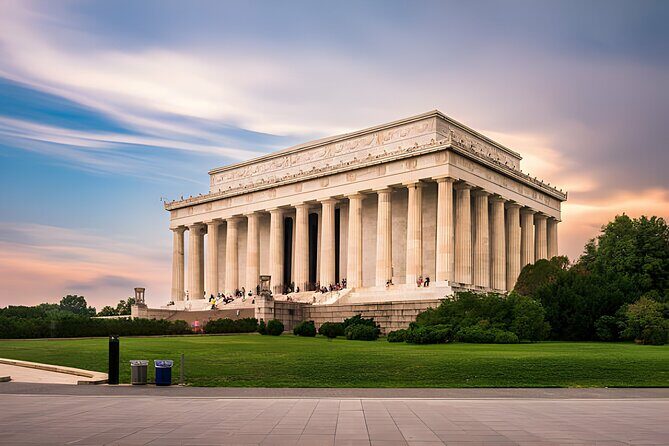 4 Hours Private Tour in Washington DC - Memorials of Reflection and Sacrifice