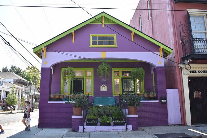 45 Minute Highlights of the Marigny Triangle - What Sets This Tour Apart?
