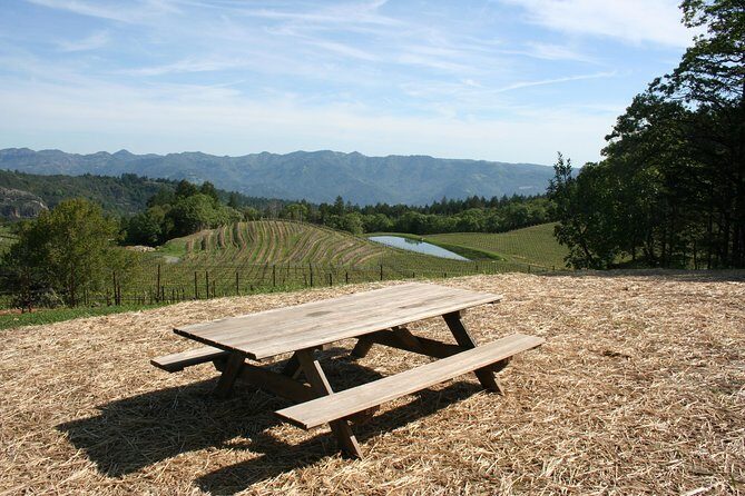 6-Hour Private Wine Country Tour of Napa in Crossover SUV (up to 6 people) - FAQ