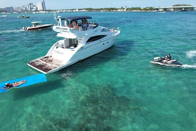 65ft Yacht Charter in Miami - Pricing and Value