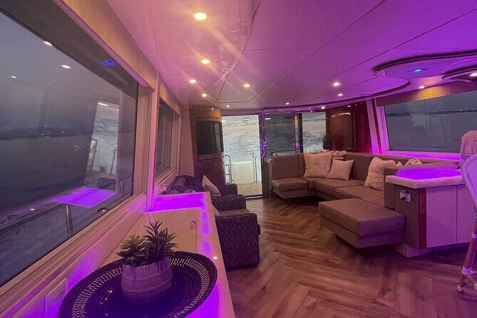 85 ft Lazzara Luxury Yacht Rental in Newport Beach - The Sum Up