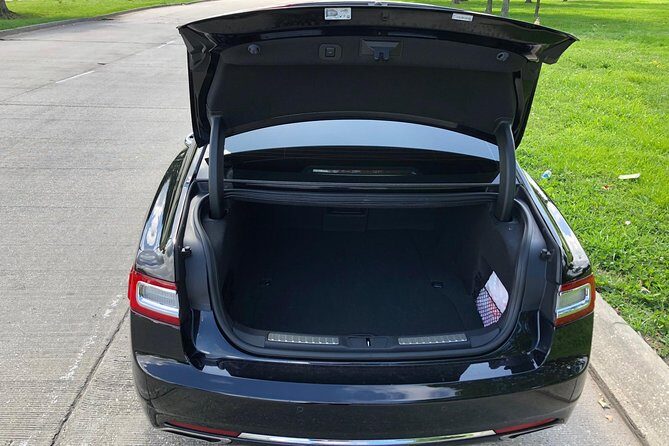 Airport Transfer in New Orleans - Detailed Breakdown of the Experience