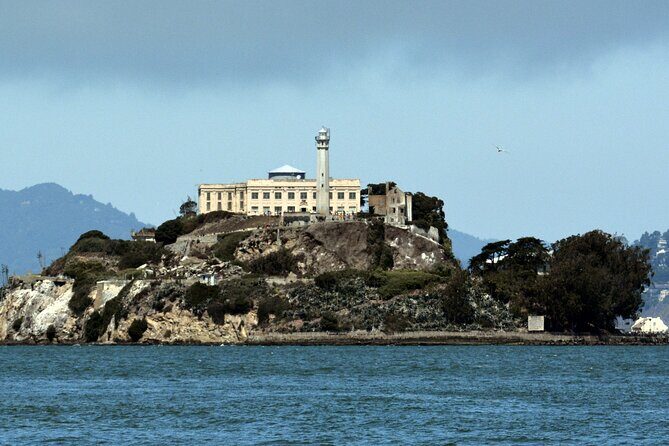Alcatraz Prison Tour and Golden Gate Bridge Bike Rental - Is This Tour Worth It?