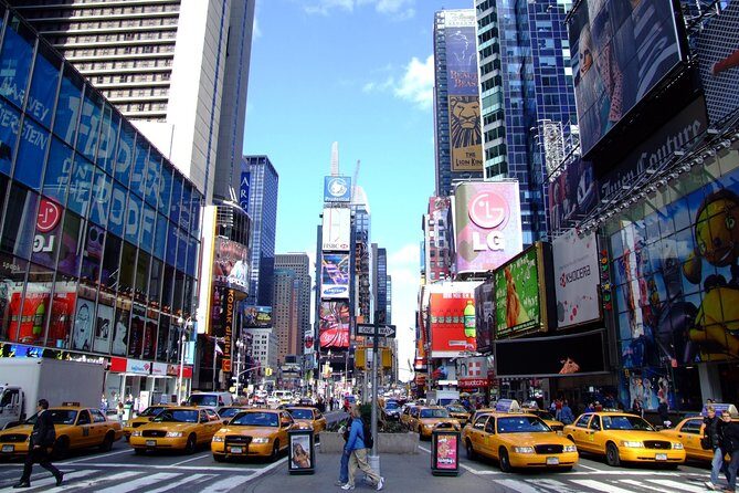 Arrival Private Transfer: Newark Airport EWR to New York in Business Car - Who Should Opt for This Service?