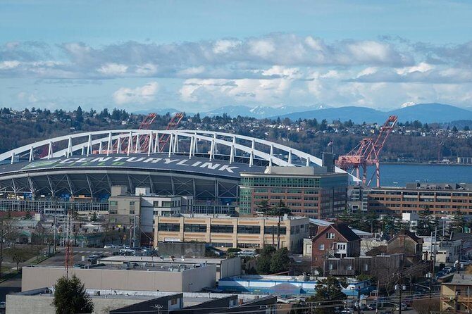 Arrival Private Transfer: Seattle Airport SEA to Seattle in Luxury Car - Practical Tips for Booking and Using This Service