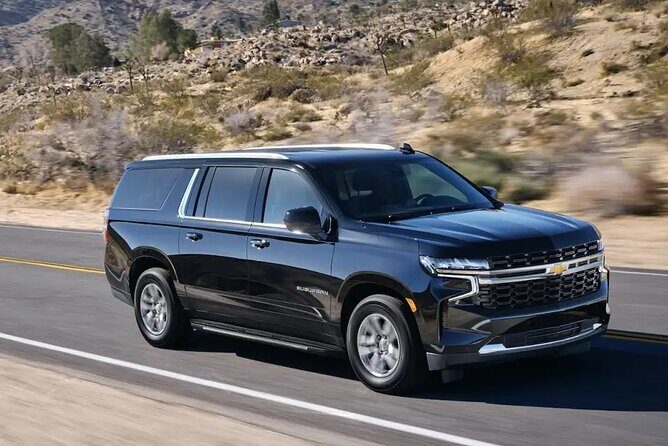 Arrival Transfer from Milwaukee Airport MKE to Milwaukee by SUV - The Sum Up