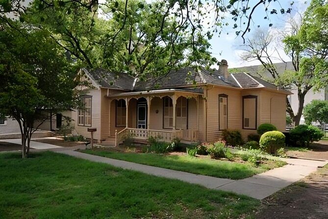 Austin's Must See Sights Guided Private Walking Tour - Why This Tour Delivers Value