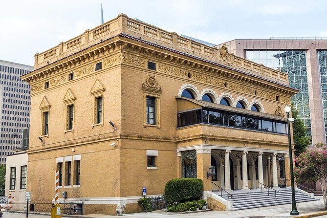 Baton Rouge Historic Downtown Self-Guided Audio Walking Tour - Authentic Insights from Reviewers