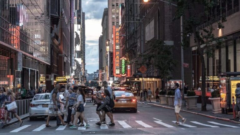 Best of New York City: Private Walking Tour with Local - Real Traveler Perspectives and Insider Tips