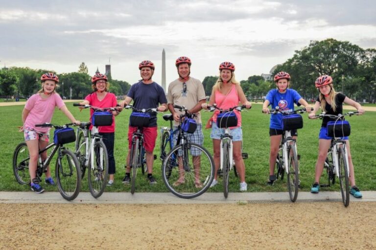 Bike Tour: Capitol Hill, Lincoln Memorial, National Mall - The Experience at Each Landmarks
