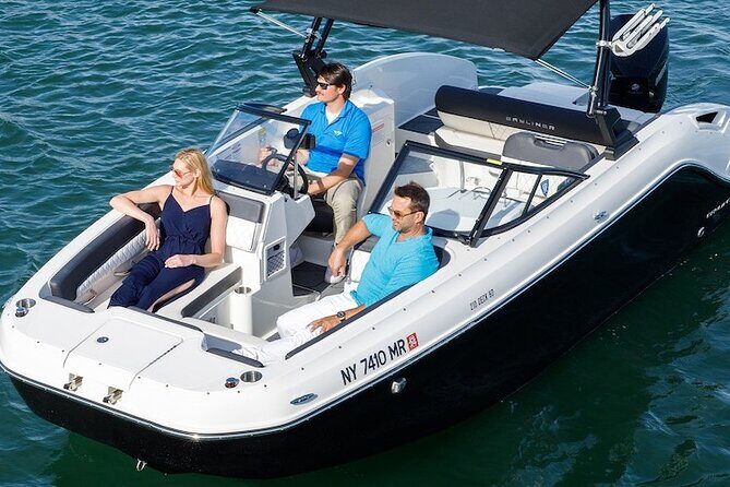 Boat or Yacht Rental in Sag Harbor, The Hamptons, or Monatauk - The Sum Up