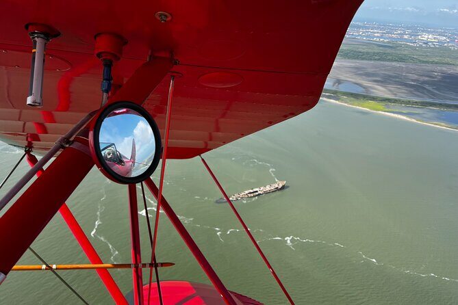 Bolivar Lighthouse Tour, Open Cockpit Biplane Ride - Who Should Consider This Experience?