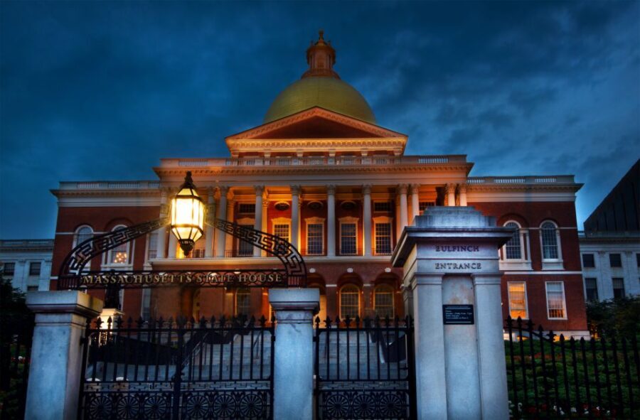 Boston: Boos and Brews Haunted Pub Crawl - Why This Tour Works Well
