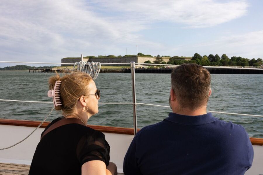 Boston: Harbor Champagne Sunset Sail from Rowes Wharf - Drinks and Comfort on Board