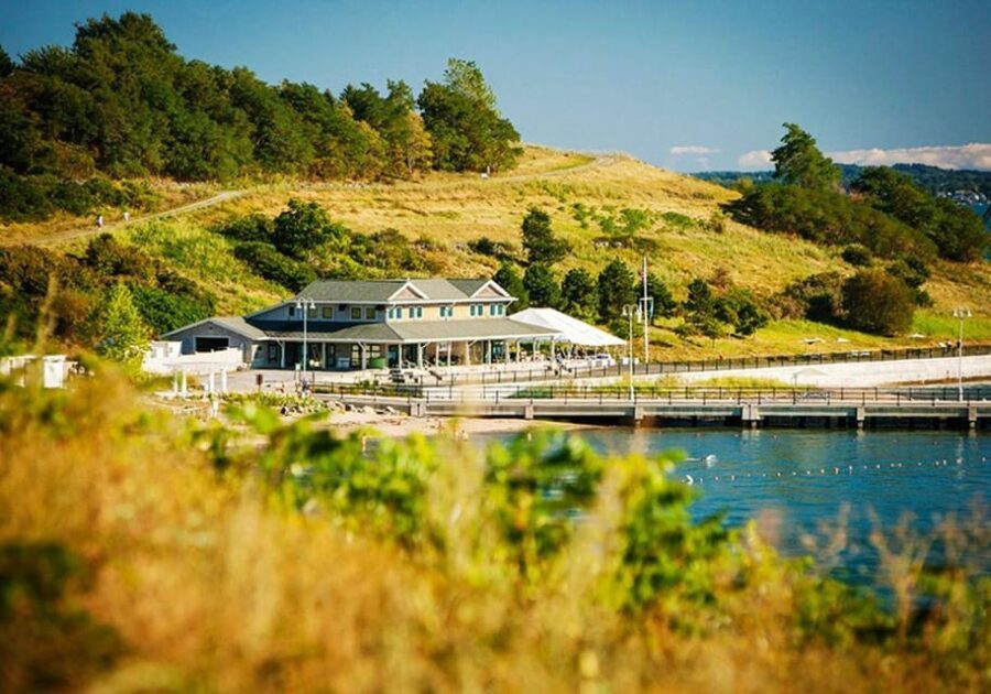 Boston Harbor Islands Ferry - FAQs
