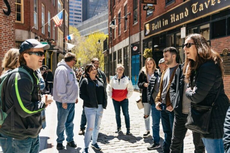 Boston: History Pub Crawl Tour Along the Freedom Trail - Guides and Authenticity