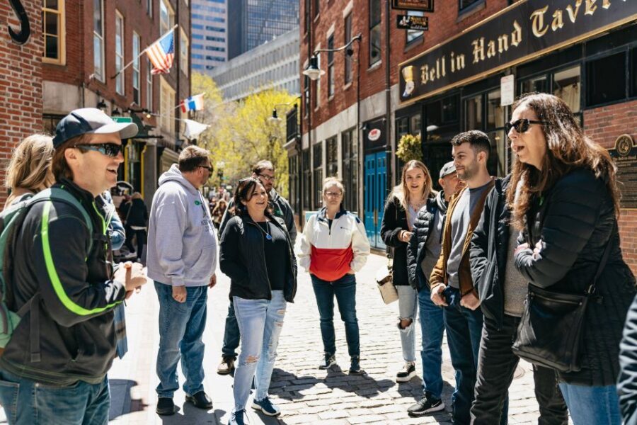 Boston: History Pub Crawl Tour Along the Freedom Trail - Guides and Authenticity