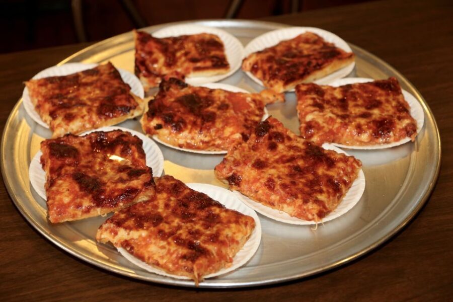 Boston: North End Pizza Walking Tour with 3 Slices & Cannoli - The Balance of Value and Experience