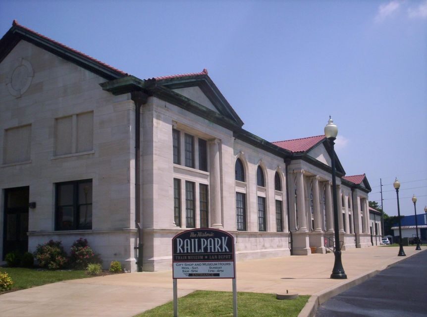 Bowling Green: Historic RailPark & Train Museum Entry & Tour - FAQs