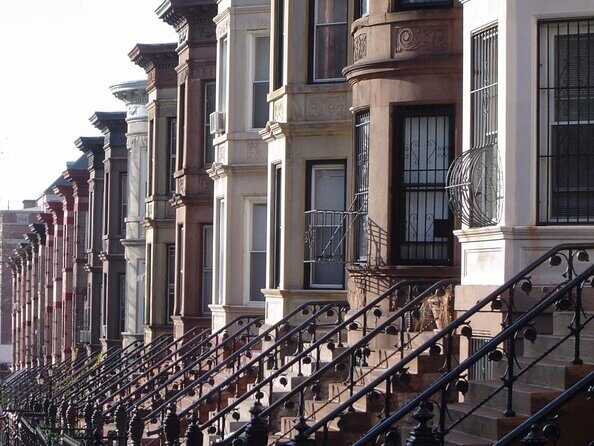 Brooklyn Heights and DUMBO Self-Guided Walking Tour - Who Should Consider This Tour?