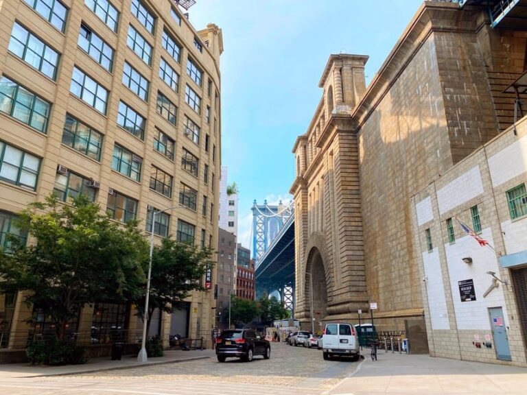 Brooklyn; Historic Brooklyn Heights & trendy DUMBO - Value and Practicalities