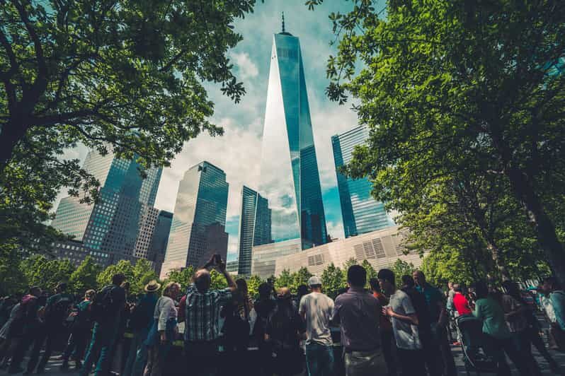 Central Park Highlights: A Scenic Walking Tour - Detailed Breakdown of the Tour Experience