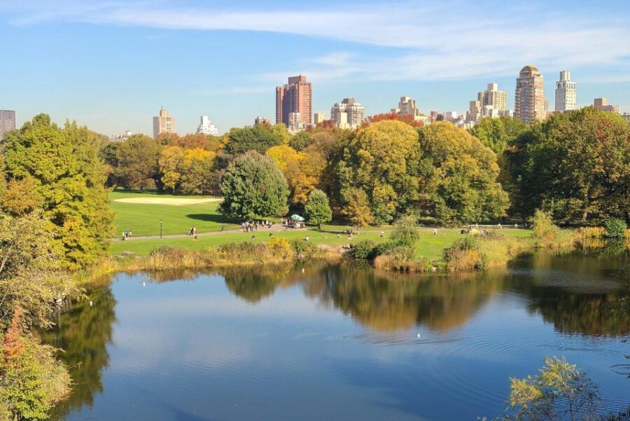 Central Park, NYC: Private Bike Tour and Luxurious Picnic - The Itinerary in Detail