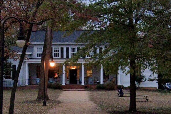 Chapel Hill Ghost Walk - Who Will Love This Tour?