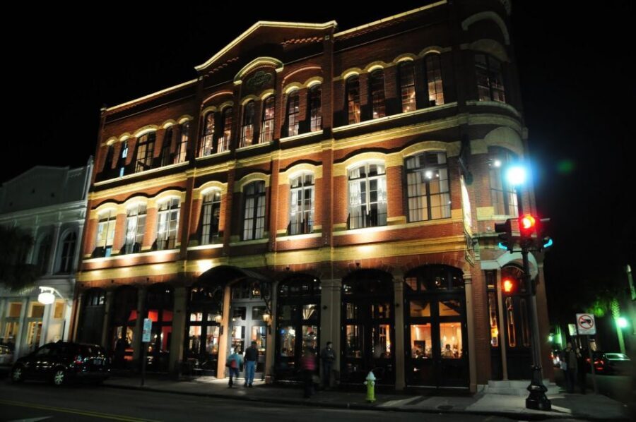 Charleston: Spirits & Spirits Haunted Pub Crawl - Who Should Consider This Tour?