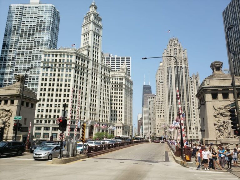 Chicago: Magnificent Mile Walking Tour - What Makes This Tour Stand Out?
