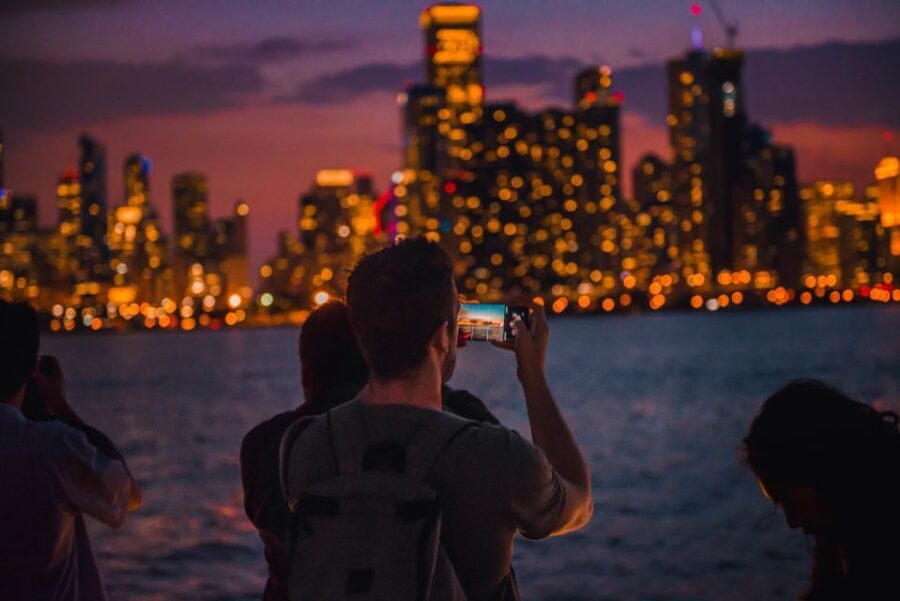 Chicago: Narrated River and Lake Cruise by Night - FAQ