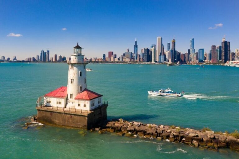 Chicago: Narrated Sightseeing River and Lake Cruise - Authentic Insights from Reviewers