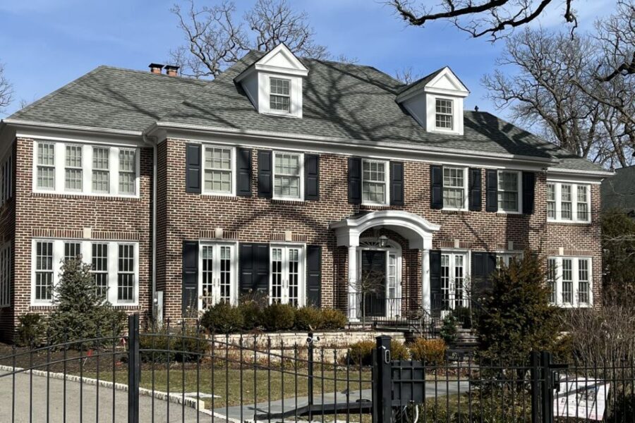 Chicago: Private Guided Tour of Chicago Suburbs Movie Sites - Who Should Consider This Tour?