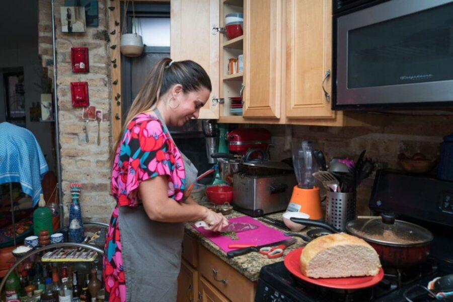 Chicago: Tapas & Flamenco Dinner in Ukrainian Village - What Does the Price Include?