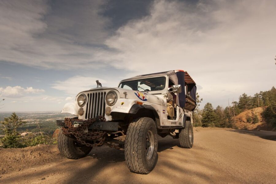 Colorado Springs: Garden of the Gods and Foothills Jeep Tour - What to Expect