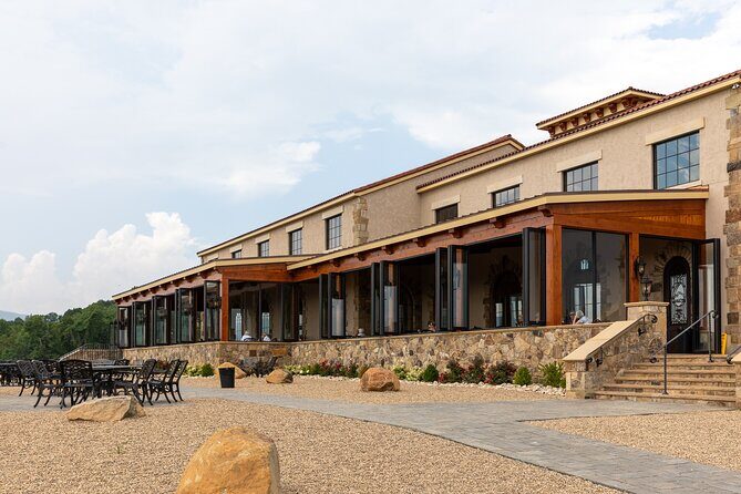 Custom Wine Tour In Black Suburban With Panoramic Sunroof - Who Is This Tour Best For?