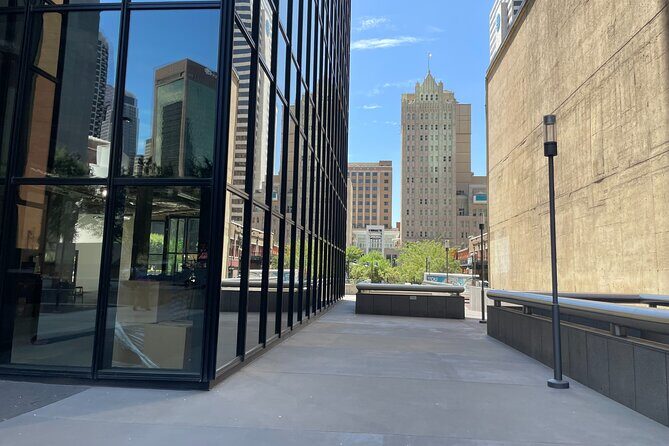 Dallas in Wonderland: A Self-Guided Walking Tour of Dallas - Practical Details & Why They Matter