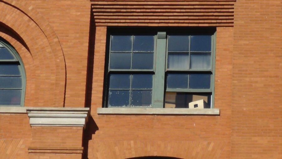 Dallas: JFK Assassination Highlights Walking Tour - The Guides: Who Makes the Difference