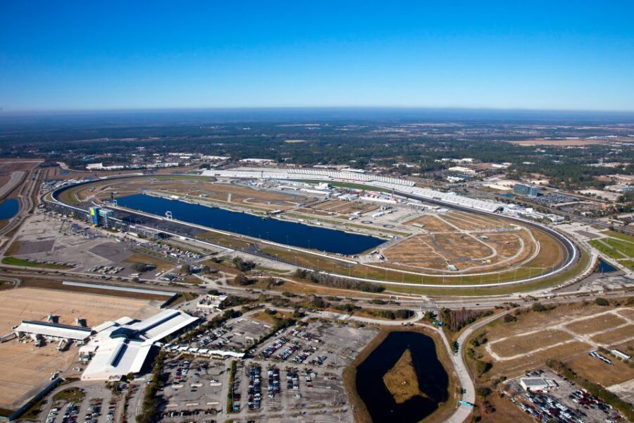 Daytona Beach: Daytona 500 NASCAR Race Ticket - The Race Day Atmosphere
