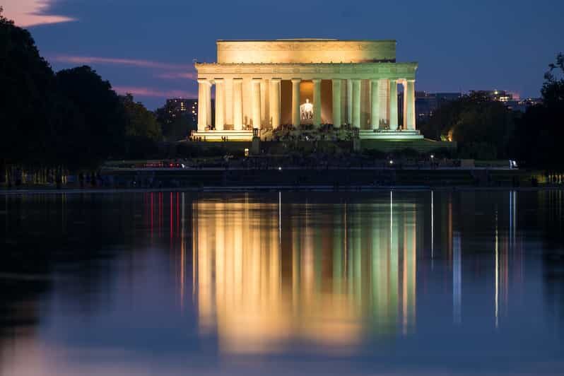 DC: Monuments & Memorials Sunset Tour by Open-top Bus - Who Will Love This Tour?