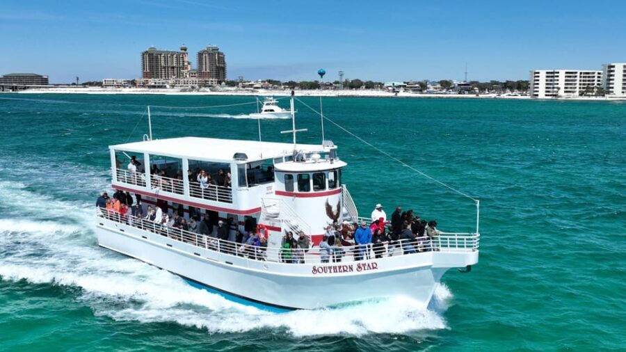 Destin: Sunset Dolphin Cruise - A Detailed Look at the Destin Sunset Dolphin Cruise