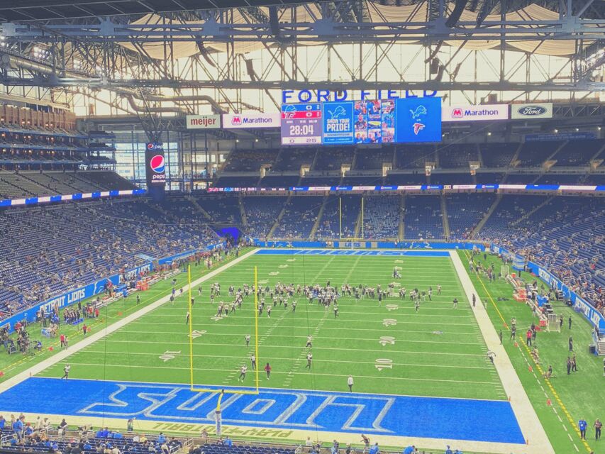 Detroit: Detroit Lions Football Game at Ford Field - Who Should Do This?