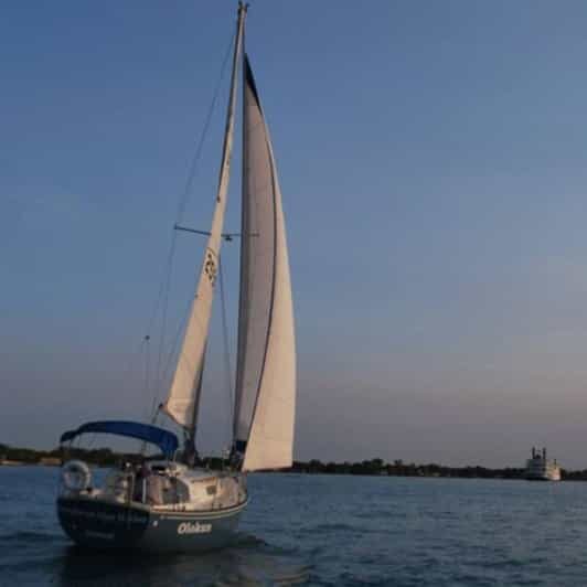 Detroit: Sailing Tour on the Detroit River - What to Expect on the Detroit River Sailing Tour