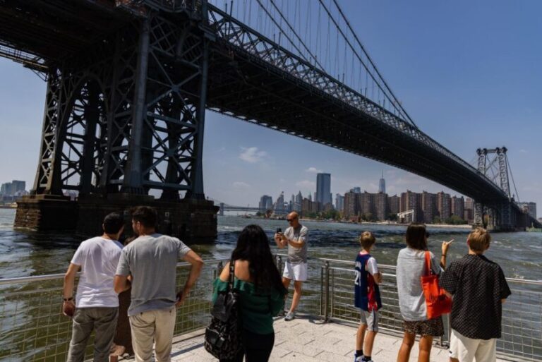 Discover NYC-Tour of Manhattan, The Bronx, Queens & Brooklyn - What Makes This Tour Stand Out?