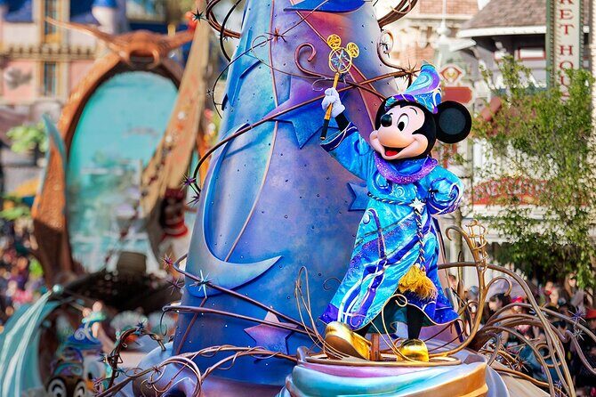 Disneyland Resort Tickets - Southern California Resident Offer - What’s the Experience Like?