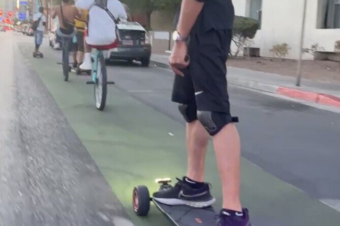 Electric Skateboard Tour in Las Vegas (Fremont Street) - Who is This Tour Best For?