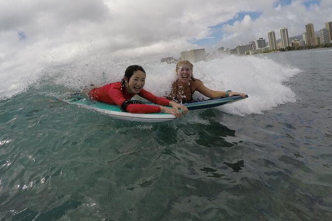 Exclusive Bodyboarding Group Lesson with Waikiki Courtesy Shuttle - The Sum Up